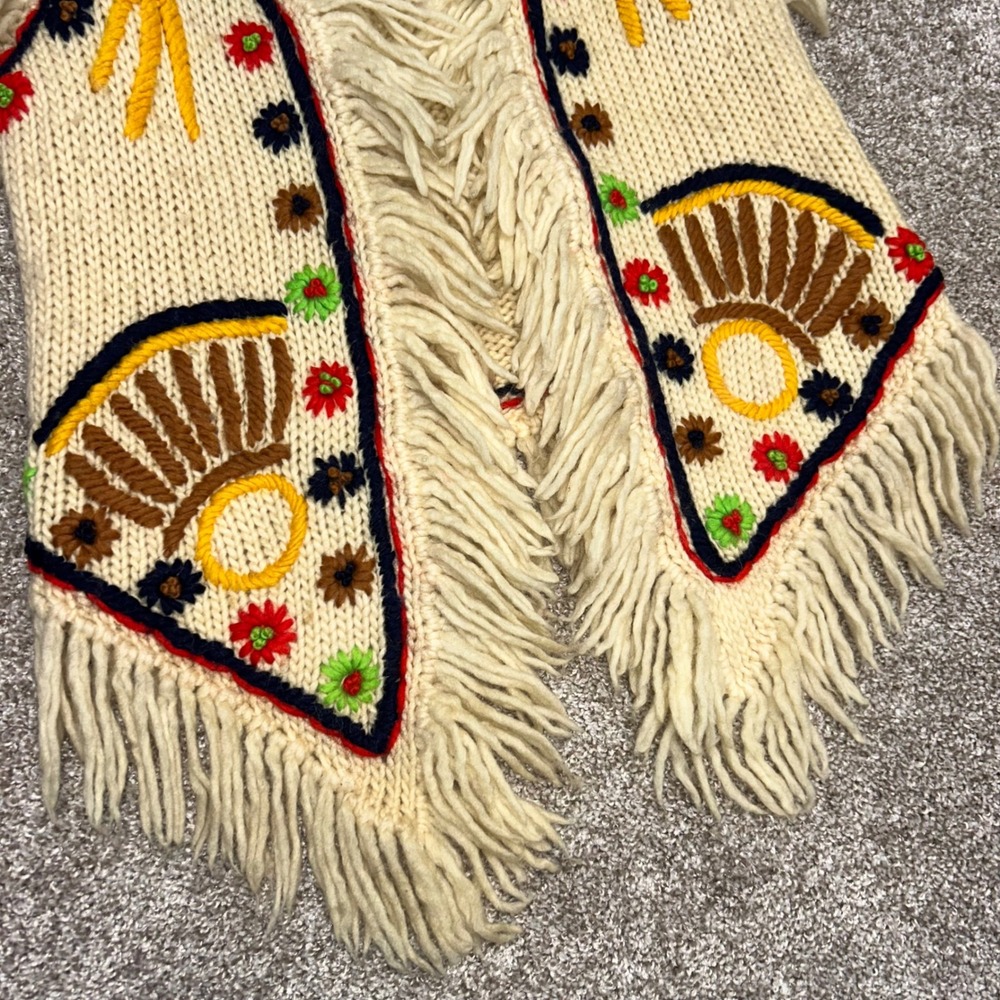 Vintage Hand Knit Fringe Wool Cardigan Vest 60s Boho Hippy Flowers Women Medium - Picture 8 of 10